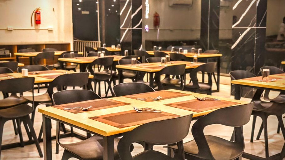 Food & Drinks 5, The Sky Imperial Unity Inn, Narmada