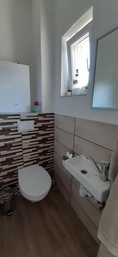 Bathroom 3, Mitra Vendeghaz, Balatonalmádi