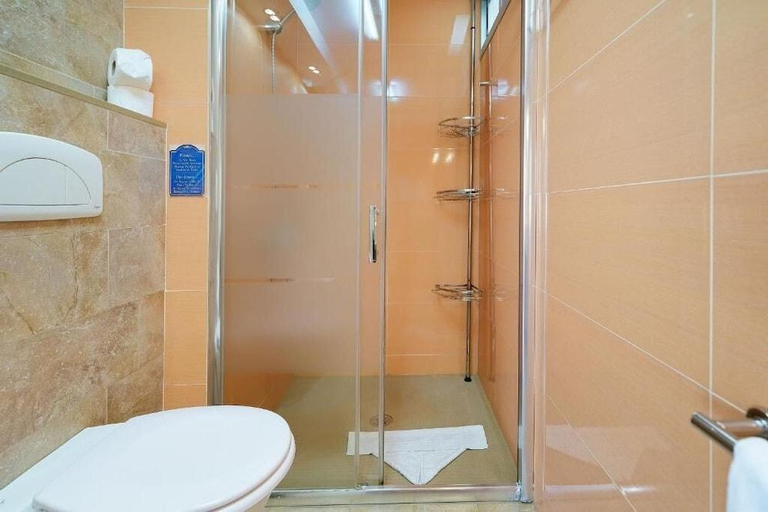 Bathroom 2, Apartamentos Cocoteros, Las Palmas