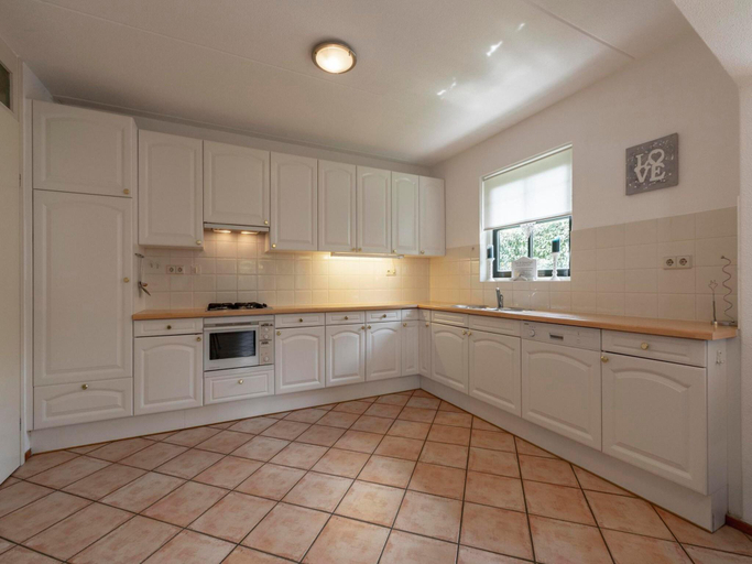 Others 5, Villa in Callantsoog near the Beach, Zijpe