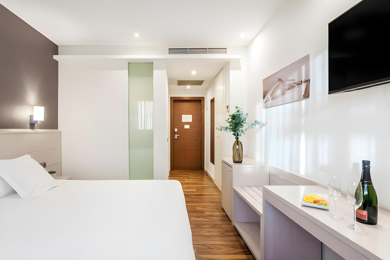Bedroom 3, Hotel Tactica, Valencia