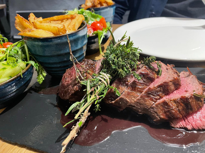 Food & Drinks 2, Smugglers Hotel, Torbay