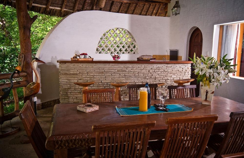 Food & Drinks 5, Waterlovers Beach Resort, Msambweni