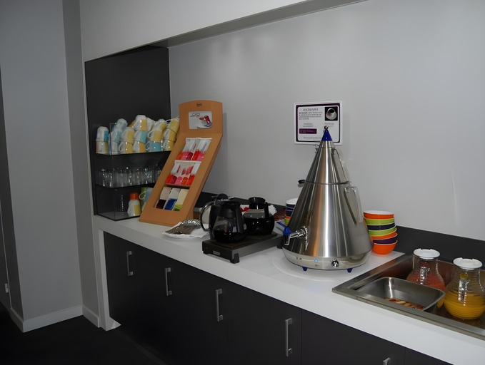Food & Drinks 4, Ibis Styles Reims Centre Hotel, Marne