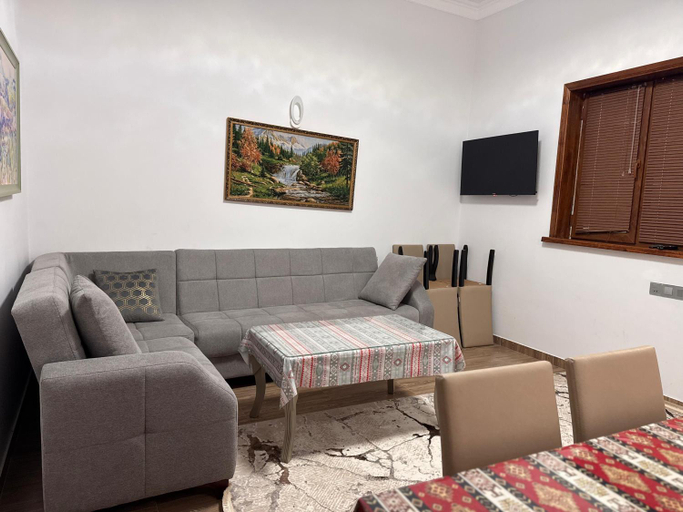 Others 5, Bag Evi - Villa, Quba