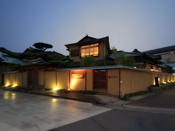 Exterior & Views, Umenoya Ryokan, Matsuyama