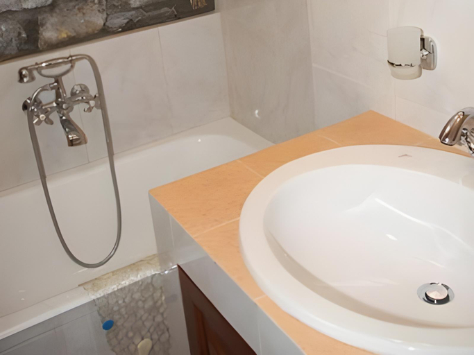Bathroom 3, Sea Sun, North Aegean