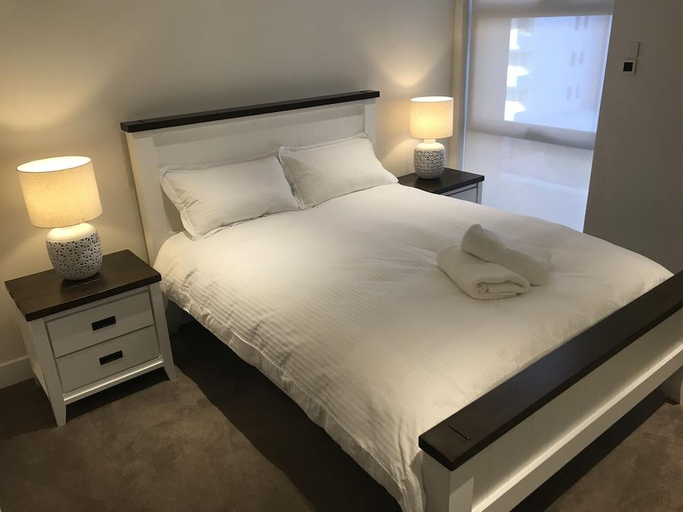 Bedroom 3, Executive 2 Bedroom Wollongong Apartment, Wollongong - Inner