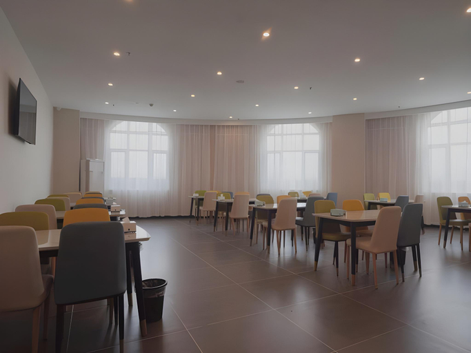 Food & Drinks, GreenTree Inn Jinan Laicheng Avenue Tusikou Building, Laiwu