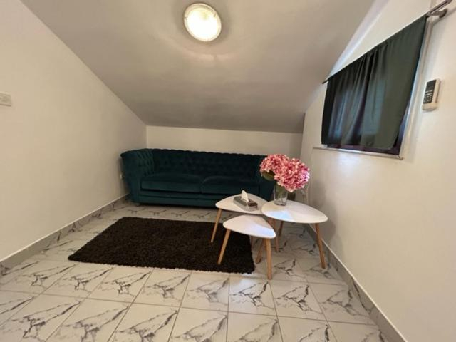 Others 4, Apartments and Rooms Diana, Zadar