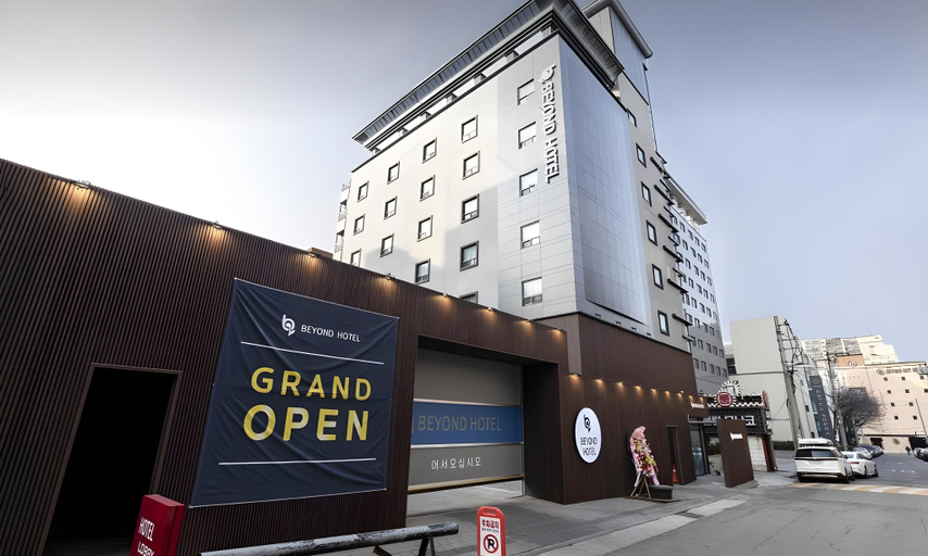 Exterior & Views 2, Beyond Hotel, Seo