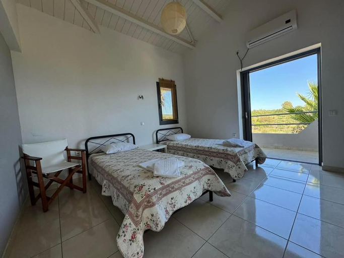 Bedroom 2, Elena Bungalows, Peloponnese