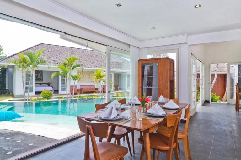 Others 2, Batu Bolong Residence, Badung