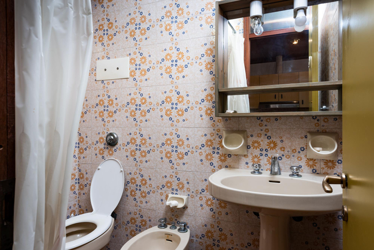 Bathroom 5, Oceanview apartment with two terraces, Venezia