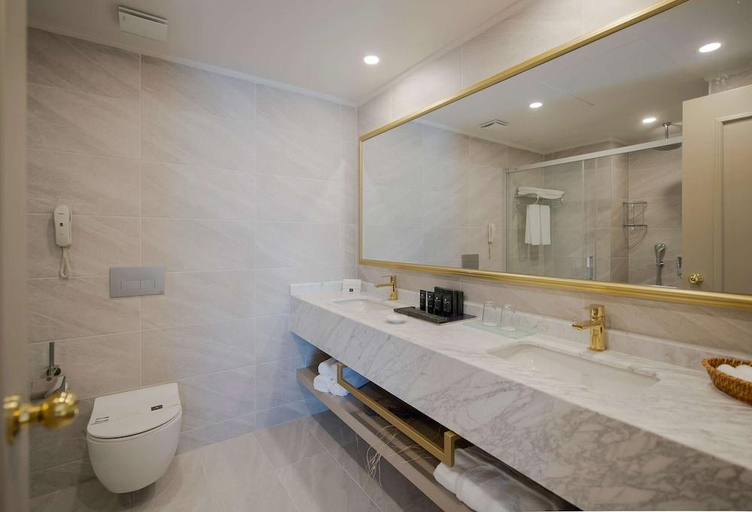 Bathroom 5, Miramare Queen Hotel, Manavgat