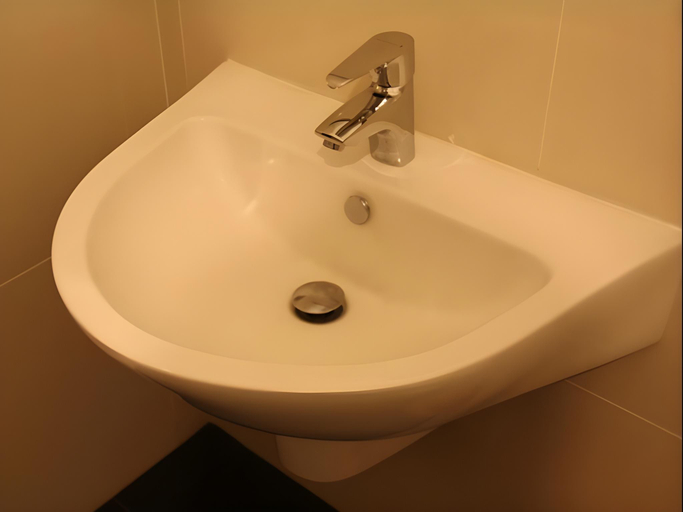 Bathroom 2, Lemazone Inn, Weligama