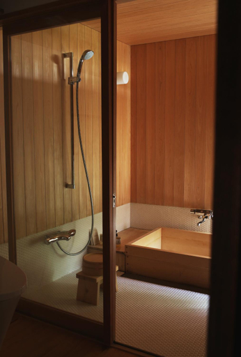 Bathroom 2, 奈良町宿 紀寺の家 Naramachiyado Kidera no ie, Nara