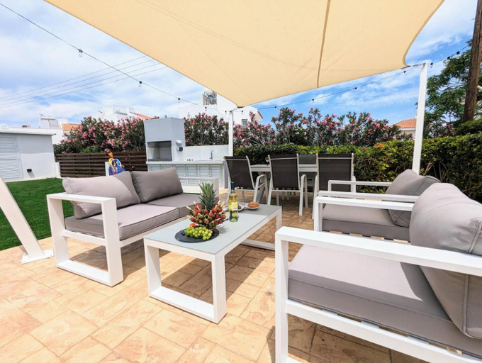 5, Blue Estia Villa - Pool, Wifi, Summer Breeze,