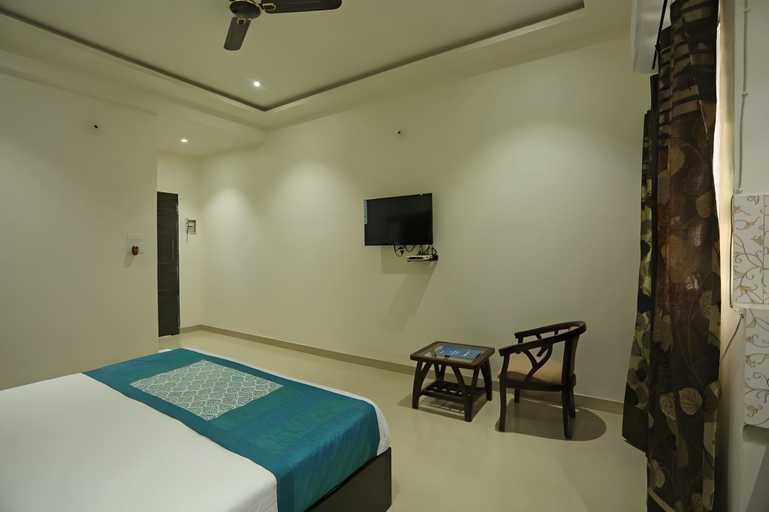 Others 5, Anamsa Residency, Mathura