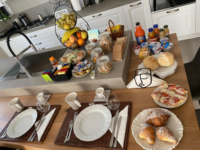 Food & Drinks 2, B&B Civico 69 Esclusivo in Franciacorta, Brescia