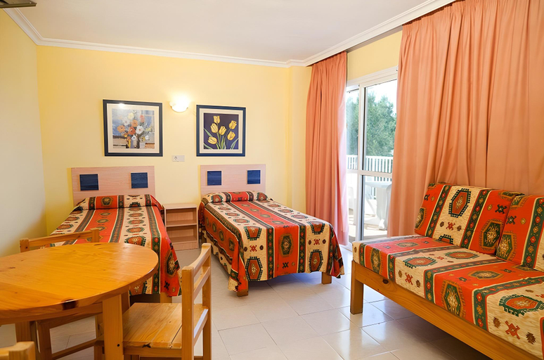 Bedroom 3, Hotel Apartamentos Vibra Monterrey, Baleares
