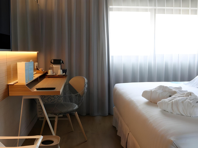 Bedroom, Occidental Atenea Mar, Barcelona