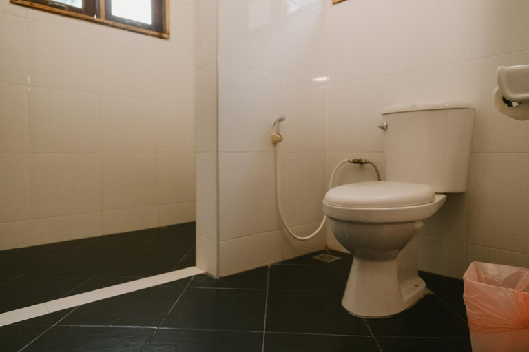 Bathroom 5, Joy Bungalow, Nua Khlong