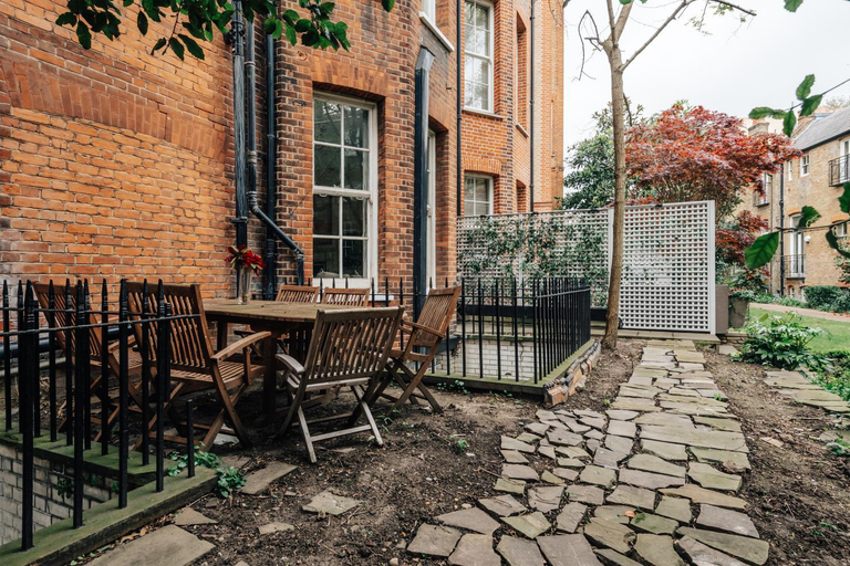 Others 4, The Egerton - Serviced Apartments, London
