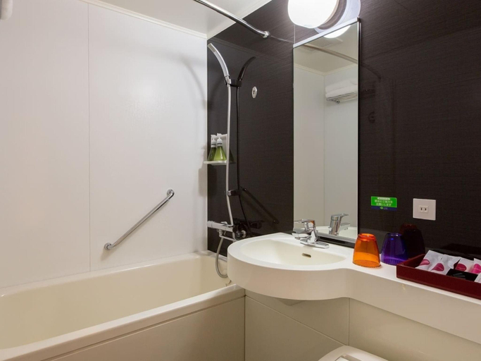 Bathroom 4, Hotel Resol Trinity Kanazawa, Kanazawa
