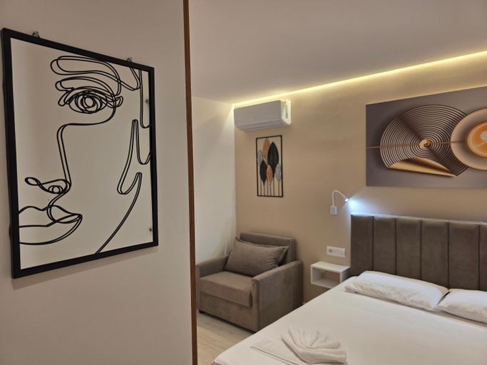 3, Apartments Veliaj, Sarandës