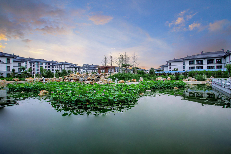 Exterior & Views 1, YUN-ZEN Jinling Acrobatics Hotel, Cangzhou
