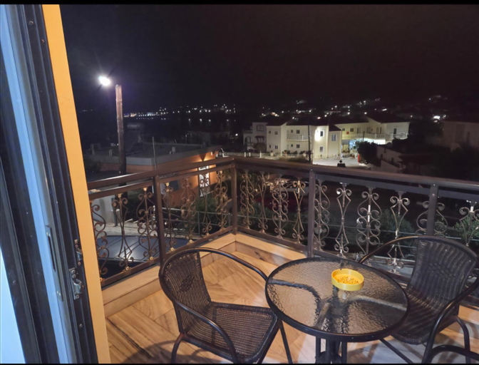 Others 4, Elea rooms 7, Peloponnese