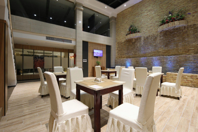 Food & Drinks 4, Green Tree Inn Jinmen Zhongxiang Anlufu, Jingmen