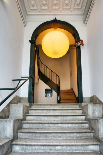 Others 5, Casas de São Bento, Lisbon