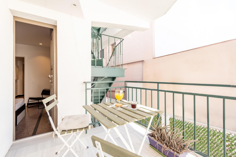 2, Plaka Apartments - Acropolis View, Attica