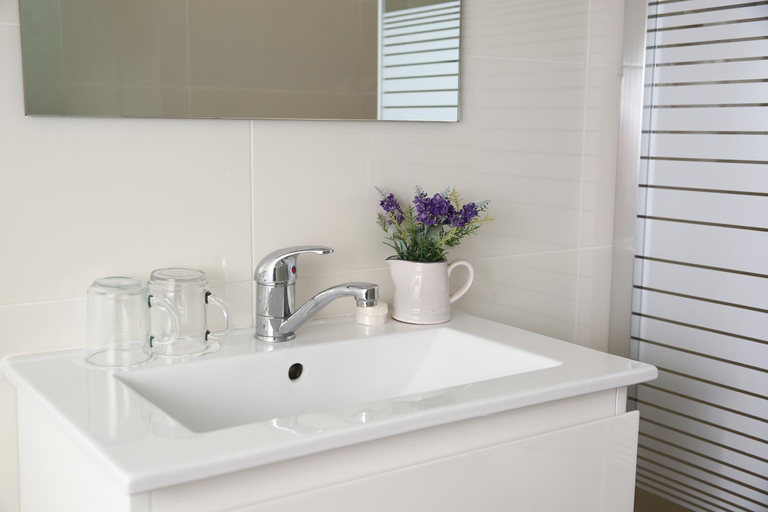Bathroom, Eilot Kibbutz Country Lodging by KHC
