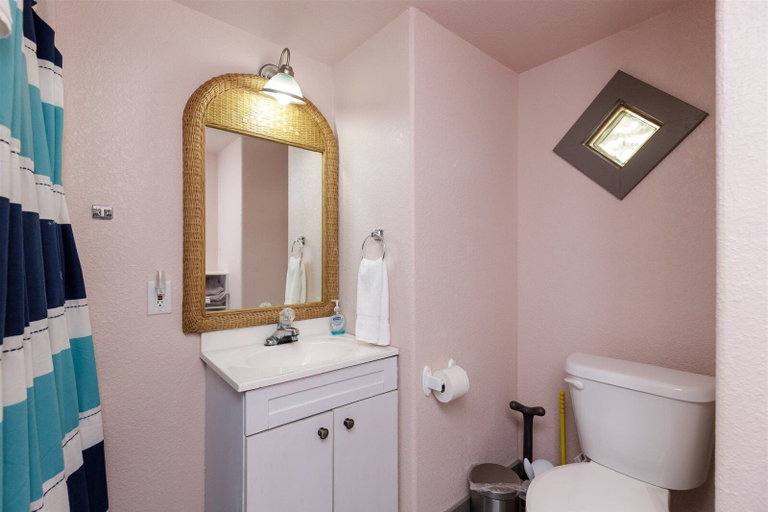 Bathroom 3, Casa Copano by Miss Kitty’s, Aransas