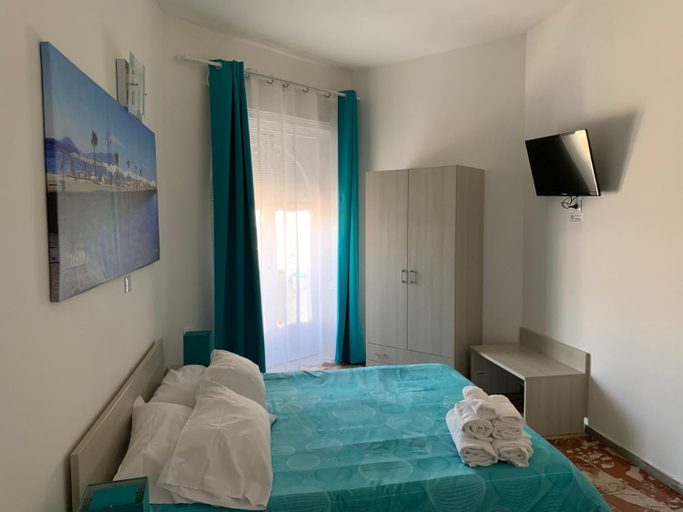 Bedroom 2, Residence R&B Tyrrhenum, Napoli