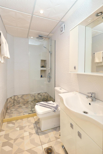 Bathroom 4, Sunbay Hotel, Crete
