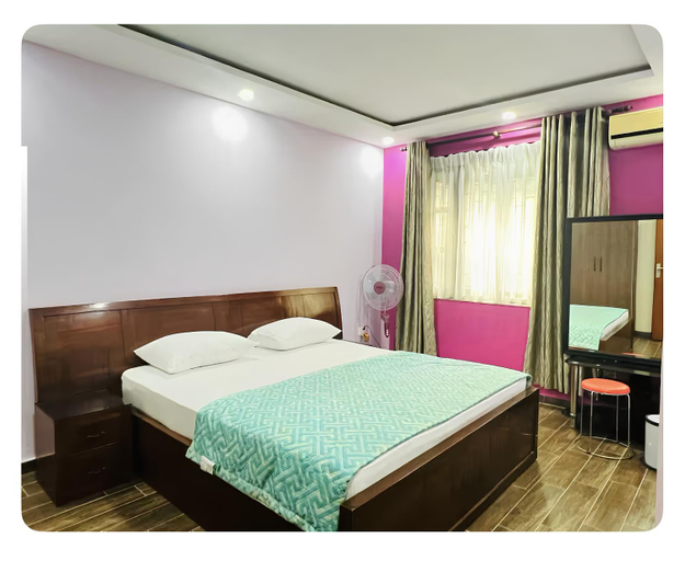 Bedroom 4, Borrow and Pay, Narayani