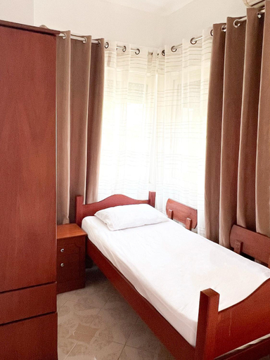 Bedroom 2, E Apartment, Durrësit