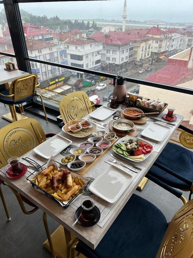 Food & Drinks 5, Royal Babil Suite, Merkez