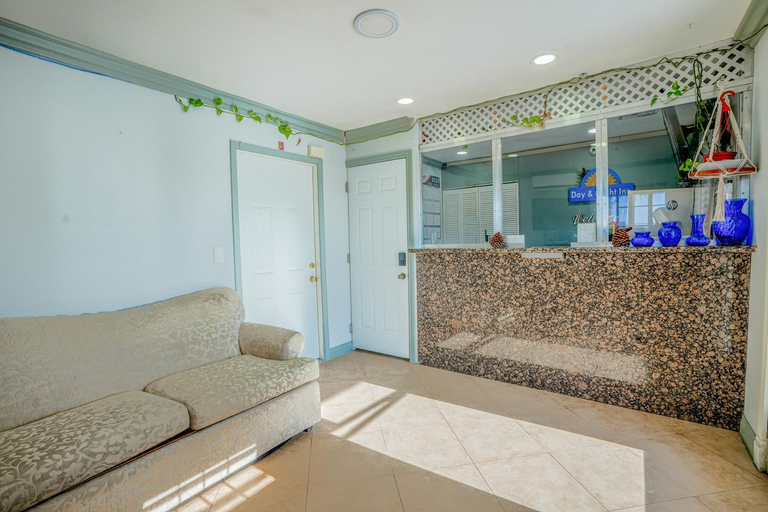 Public Area 2, Day&Night Inn, San Bernardino