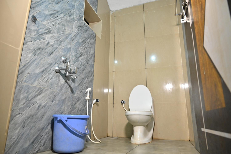 Bathroom 5, Ale beach resort near Gokarna, Uttara Kannada