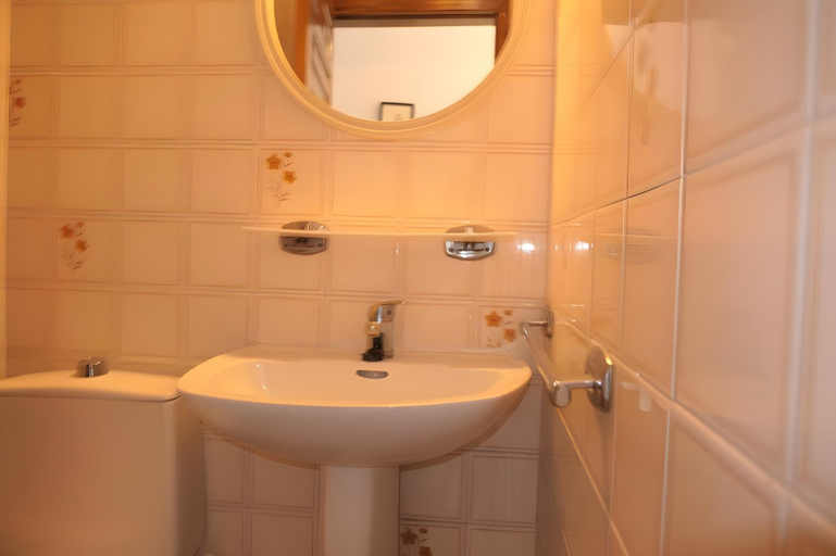 Bathroom 4, Los Angeles | Rentalmar, Tarragona