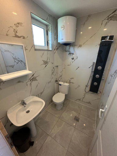 4, Villa Paris