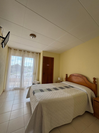 Bedroom 2, Hostal Avi Pep, Girona