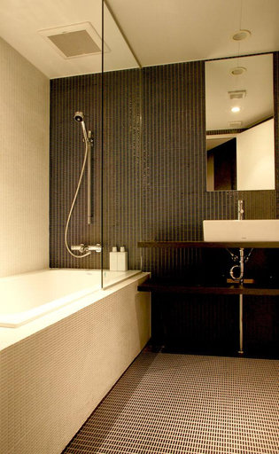 Bathroom 3, Kira Kira Suites, Kutchan