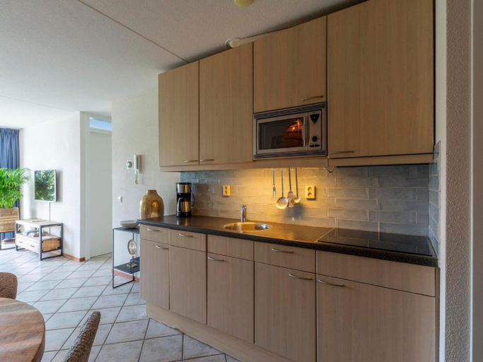 Others 5, Wijde Blick 310 apartment near Callanstoog beach, Zijpe