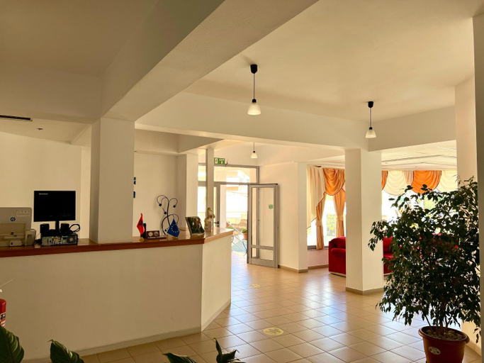 Public Area, Hotel Oxhaku, Sarandës